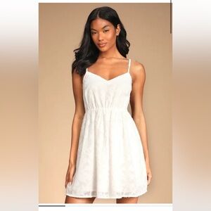NWT Lulu’s Lovely Meeting You White Floral Jacquard Mini Skater Dress size M